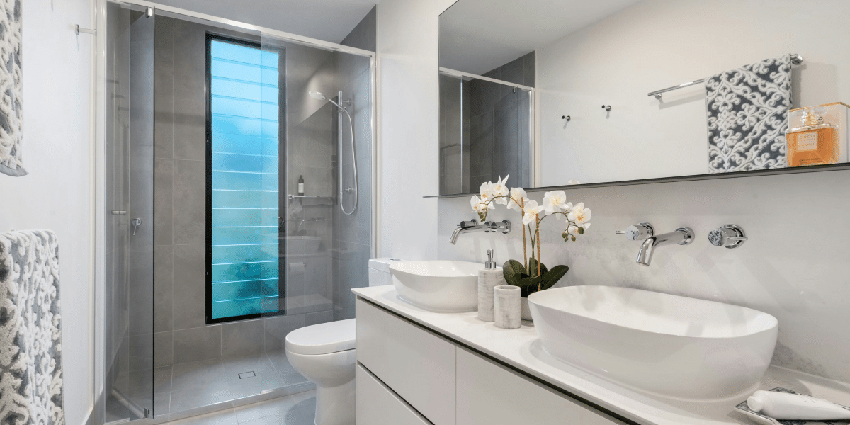 10 Small Bathroom Remodel Ideas for a More Spacious Feel