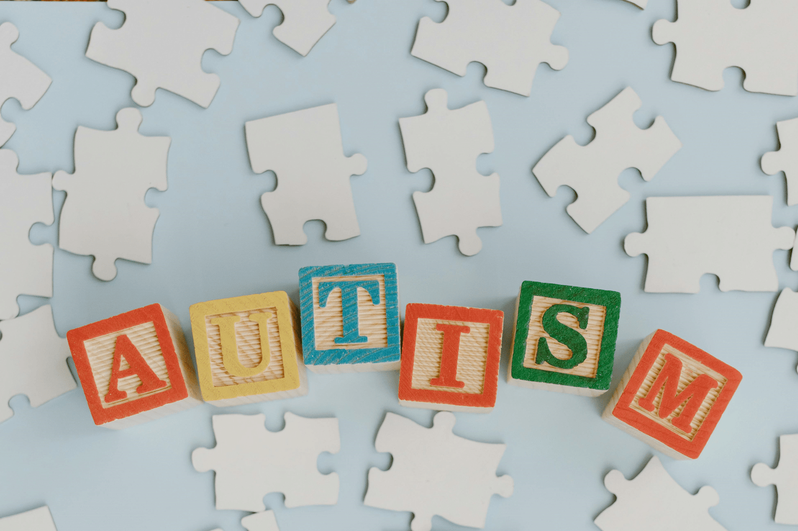 Navigating the Challenges of Raising a Child with Autism (2)
