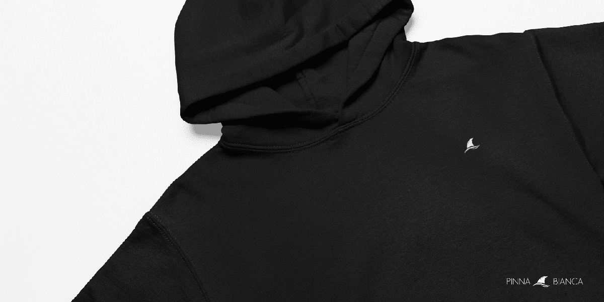 Pinna Bianca Where Luxury Meets Comfort in Hoodie Fashion (2)