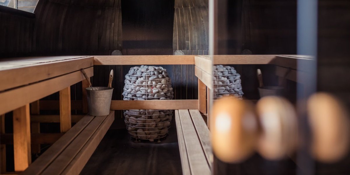 The Health Benefits of Regular Sauna and Steam Room Sessions