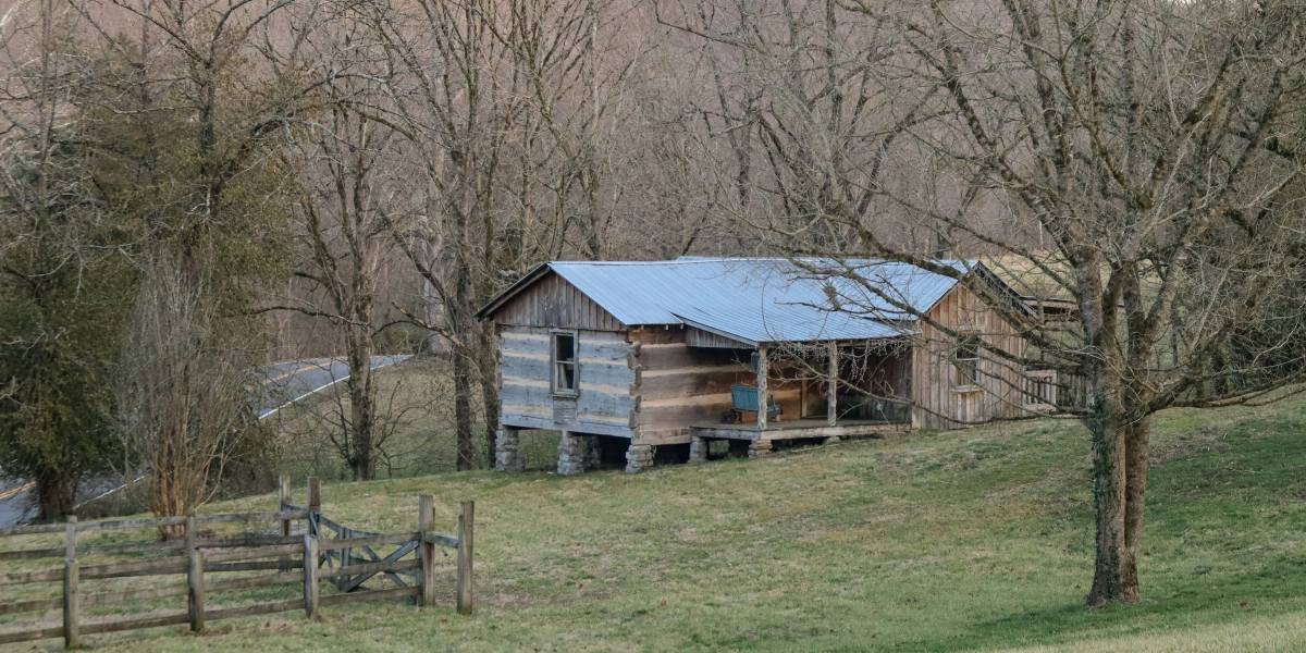How to Select the Ideal Log Home to Build on Your Land