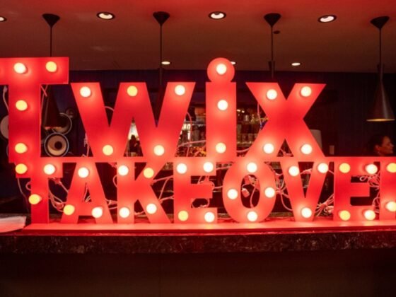 DFW Flower Wall Partners With Leading Party Rental Company Dallas For Memorable Events