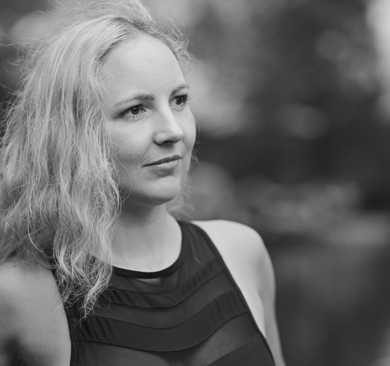 Roxy Tome: Crafting Stories Amidst Life's Challenges