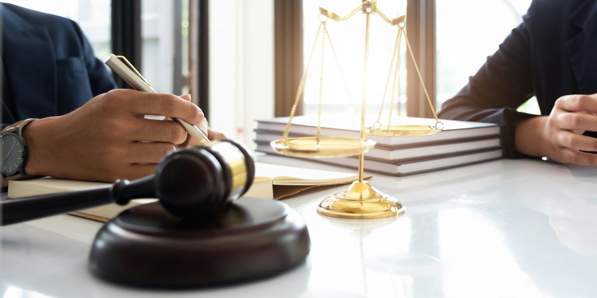 Common Challenges in Car Accident Cases and How Lawyers Handle Them