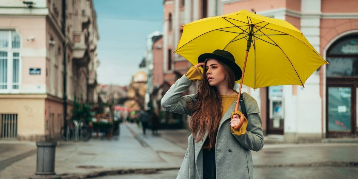 Wall Street Grunge: Decoding the "Corporate Sleaze" Fashion Trend