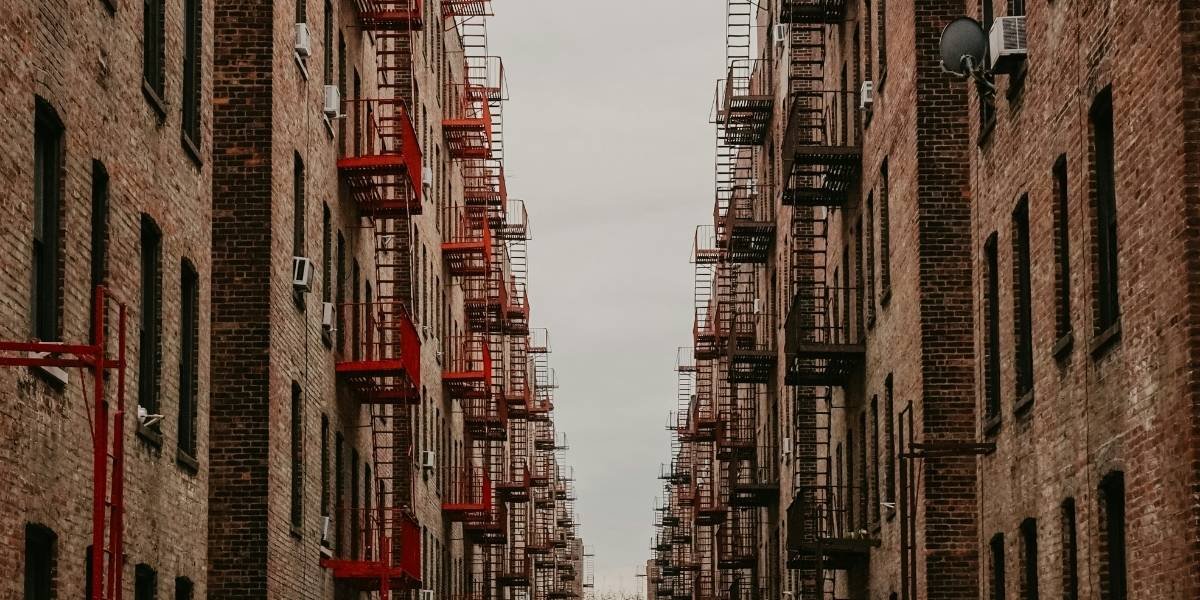 Illegal Vendors Crisis: South Bronx Businesses Overwhelmed by Unlicensed Competition