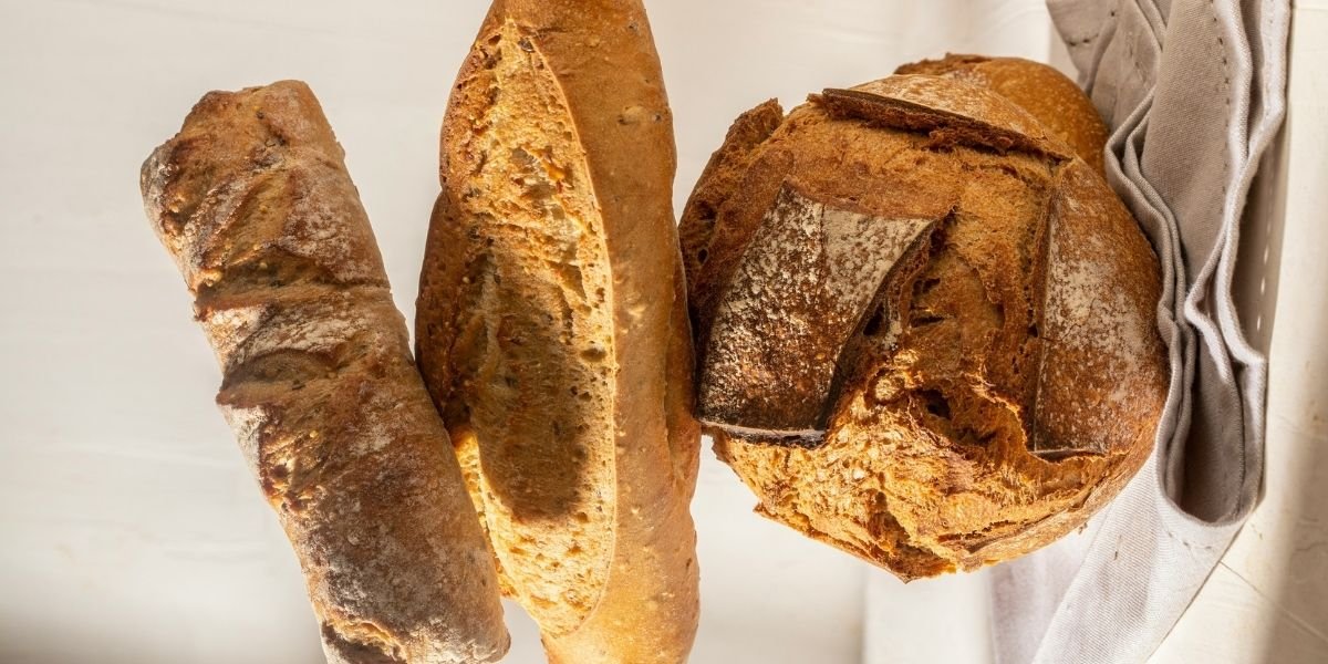 Why France's Bread Consumption is Plummeting and the Rise of the 'Neobakers'