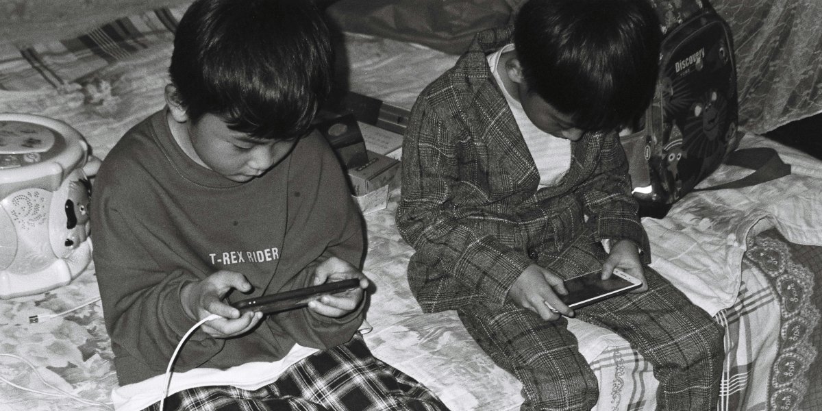 When Is the Right Age for My Child To Start Having Sleepovers?