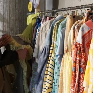 A Vintage Fashion Shopping Guide for First-Time Visitors