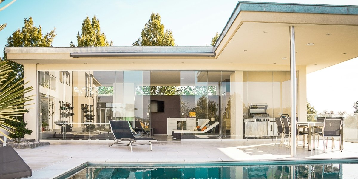 Maintaining Your Outdoor Oasis All Season Long