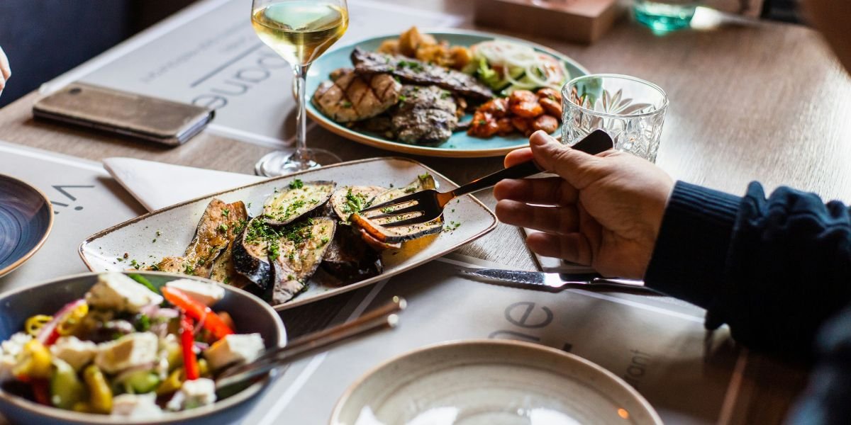 Restaurant Food Poisoning Claims: Can You Sue a Restaurant for Food Poisoning?