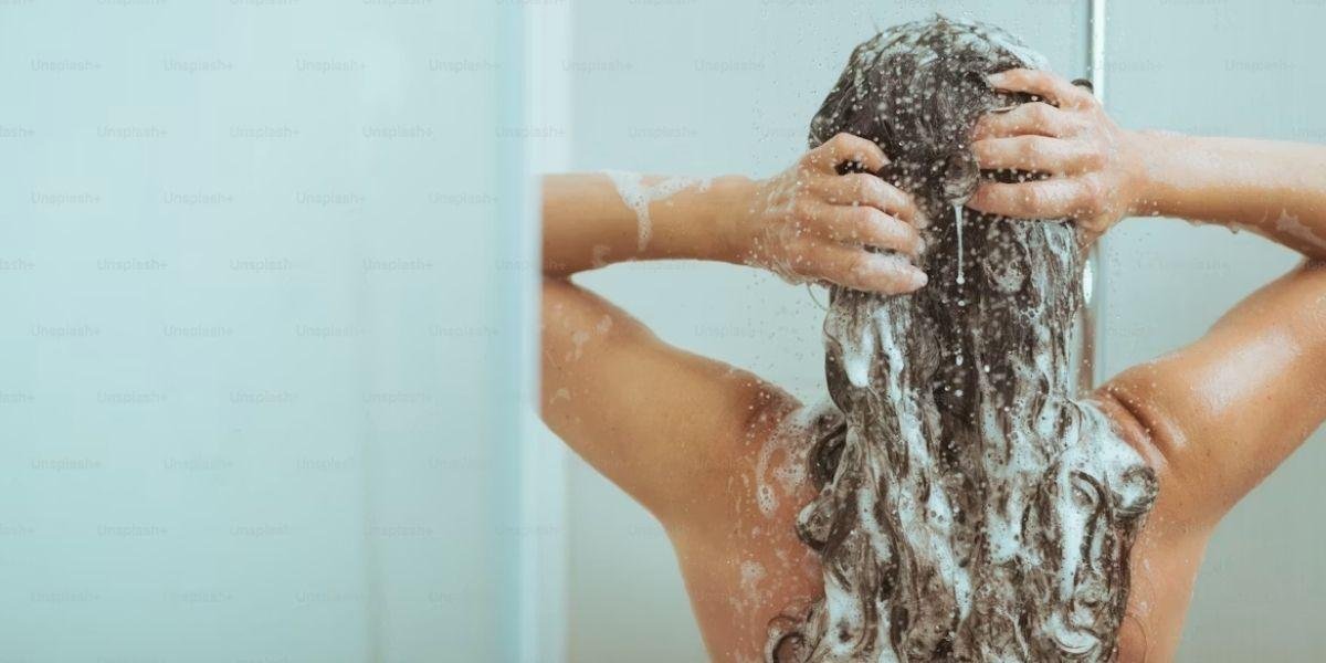 The Curly Girl Method: Does It Actually Work Long-Term with the Top Shampoos For Curly Hair